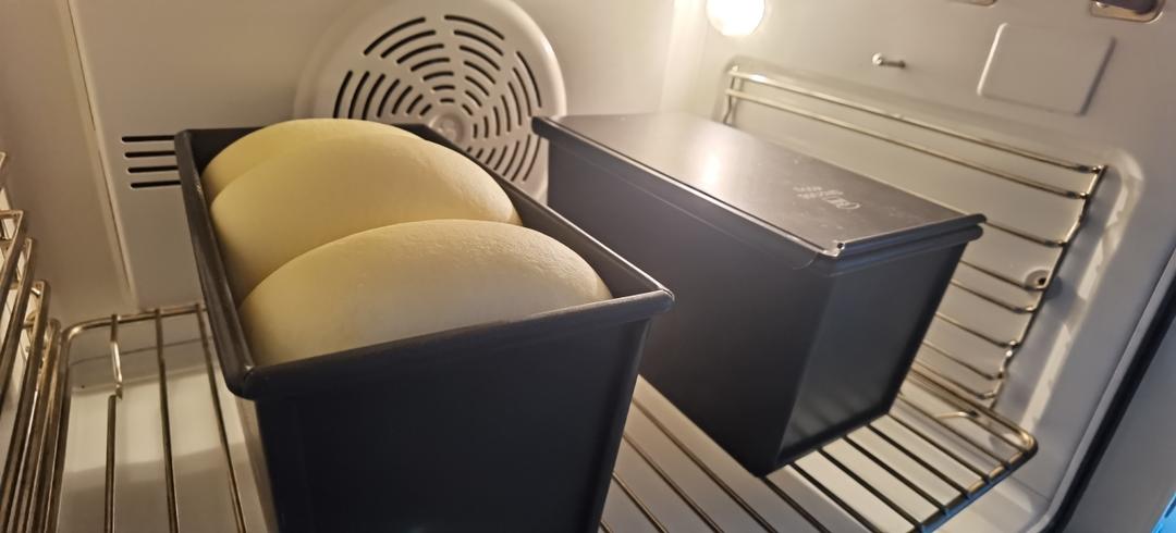 奶香纯粹的重料淡奶油吐司