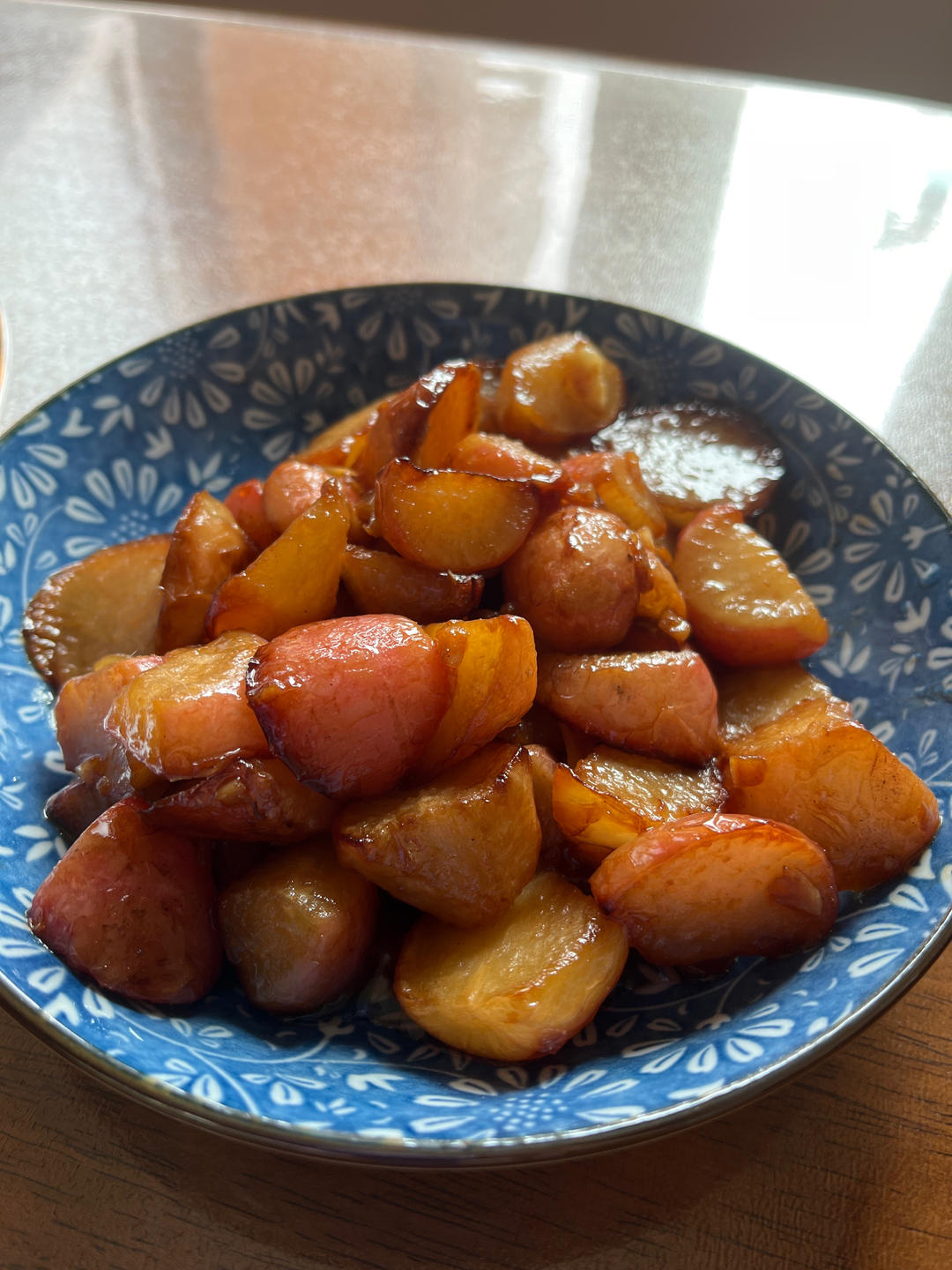 青蒜烧小萝卜，春天的应季菜