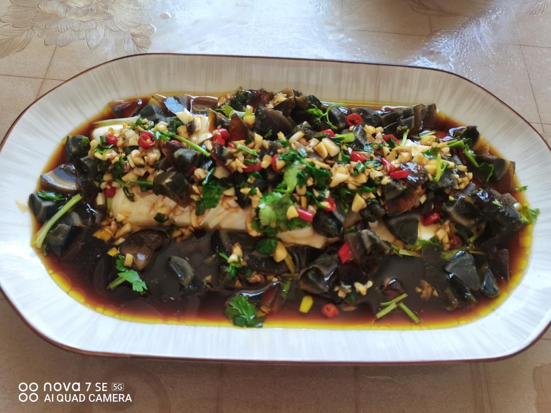 凉拌皮蛋豆腐