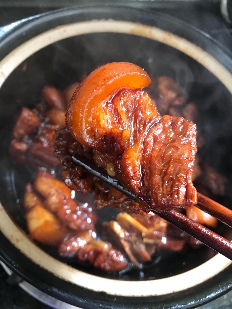 美味的家常菜：红烧猪蹄