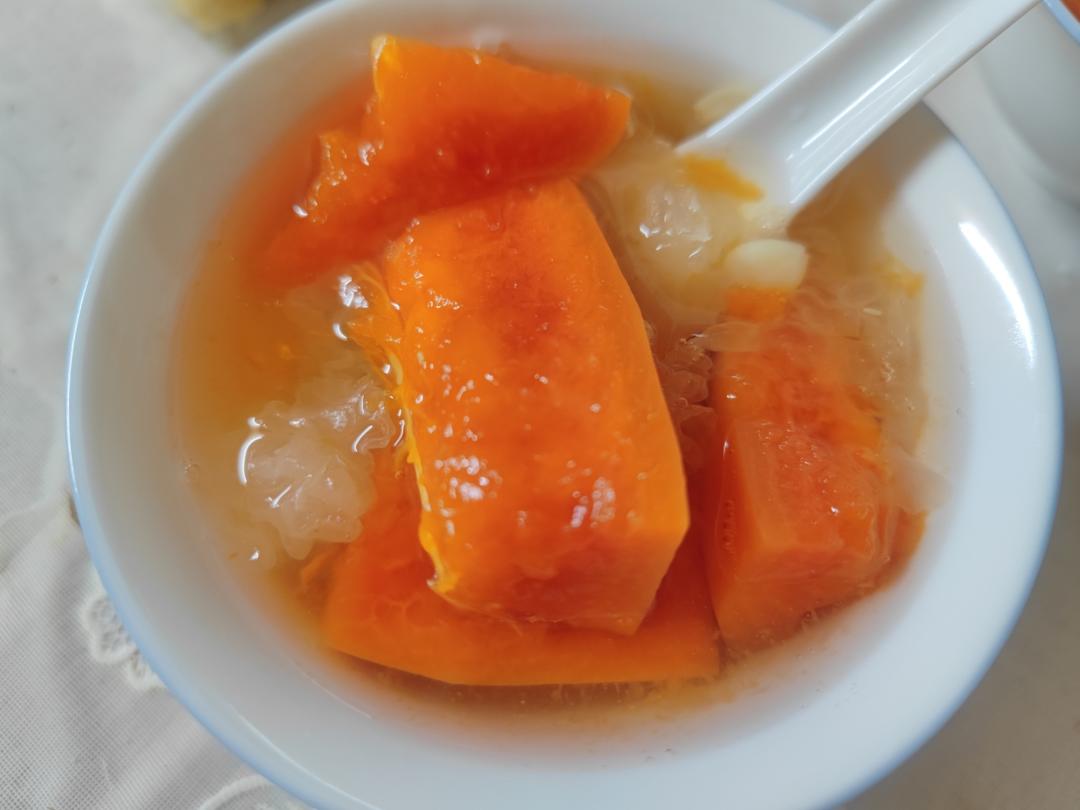 银耳木瓜糖水