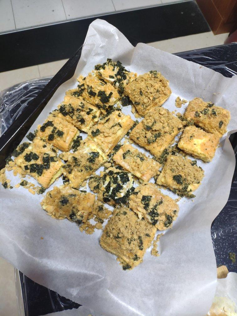 满足味蕾的海苔肉松小贝