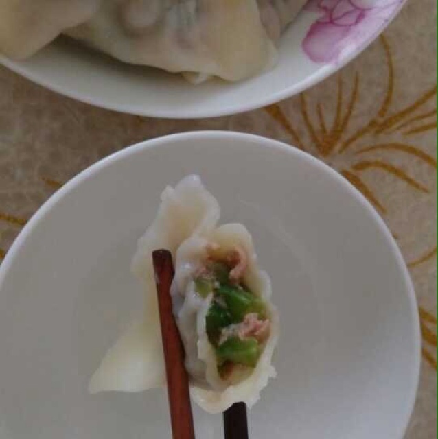 猪肉青椒蒸饺