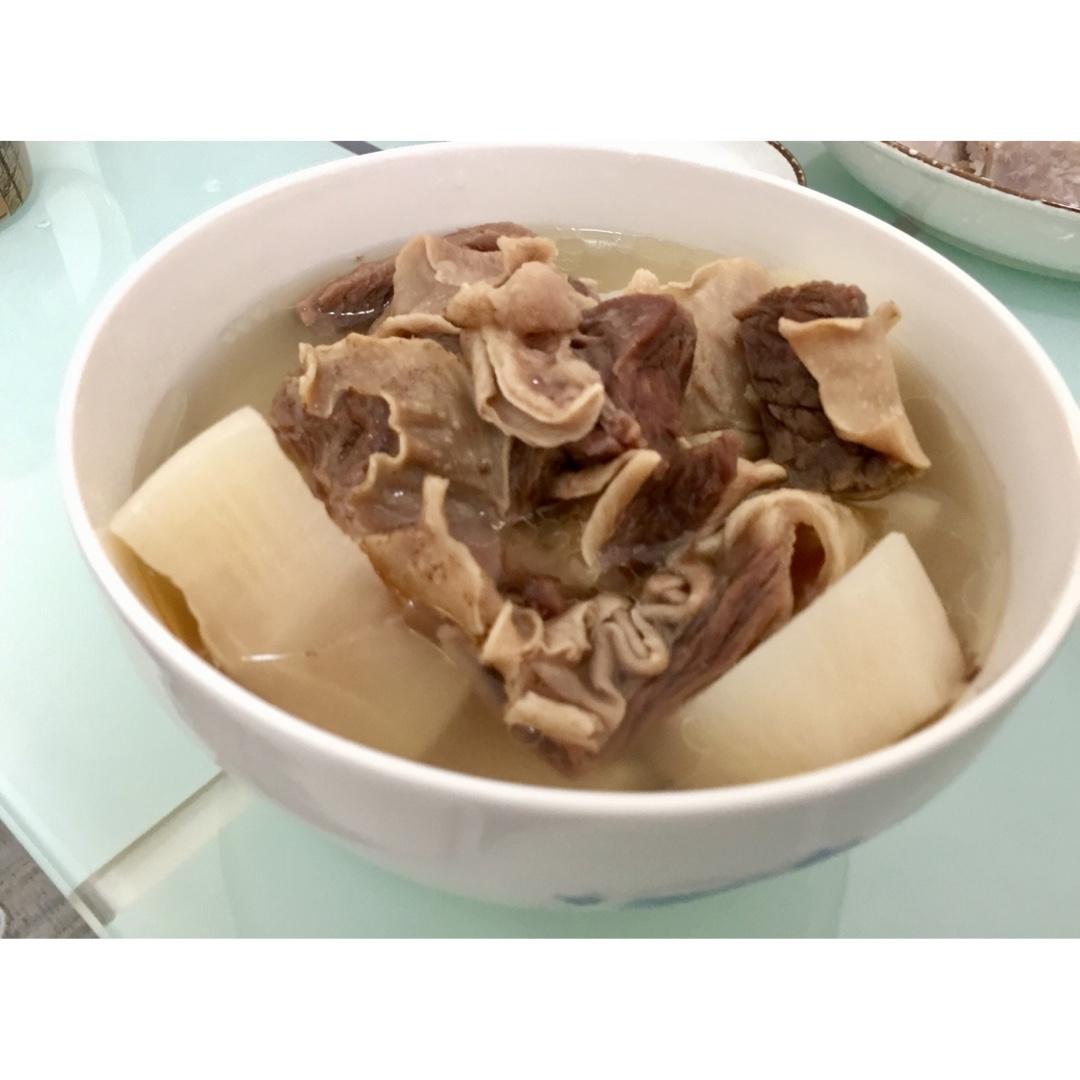 萝卜炖牛腩