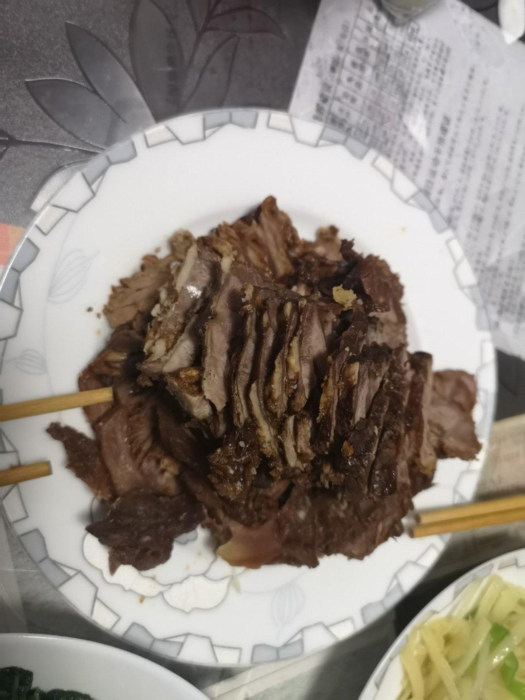 卤牛肉