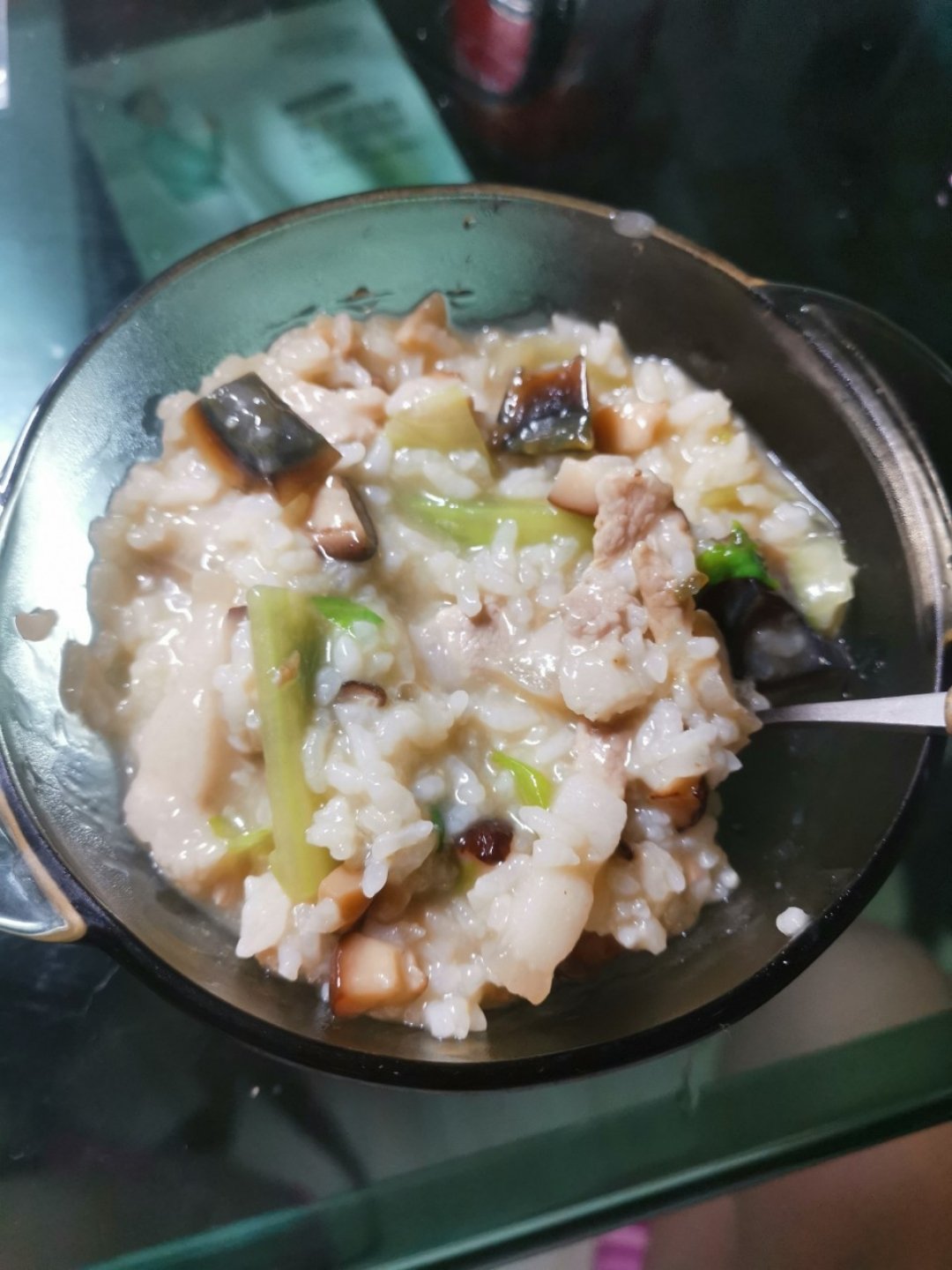 青菜皮蛋瘦肉粥（电饭锅版）