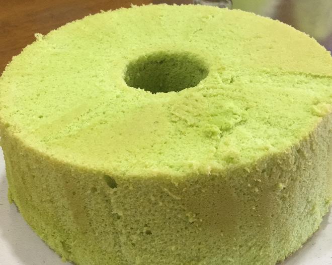 斑斓戚风蛋糕 （绿蛋糕）的做法