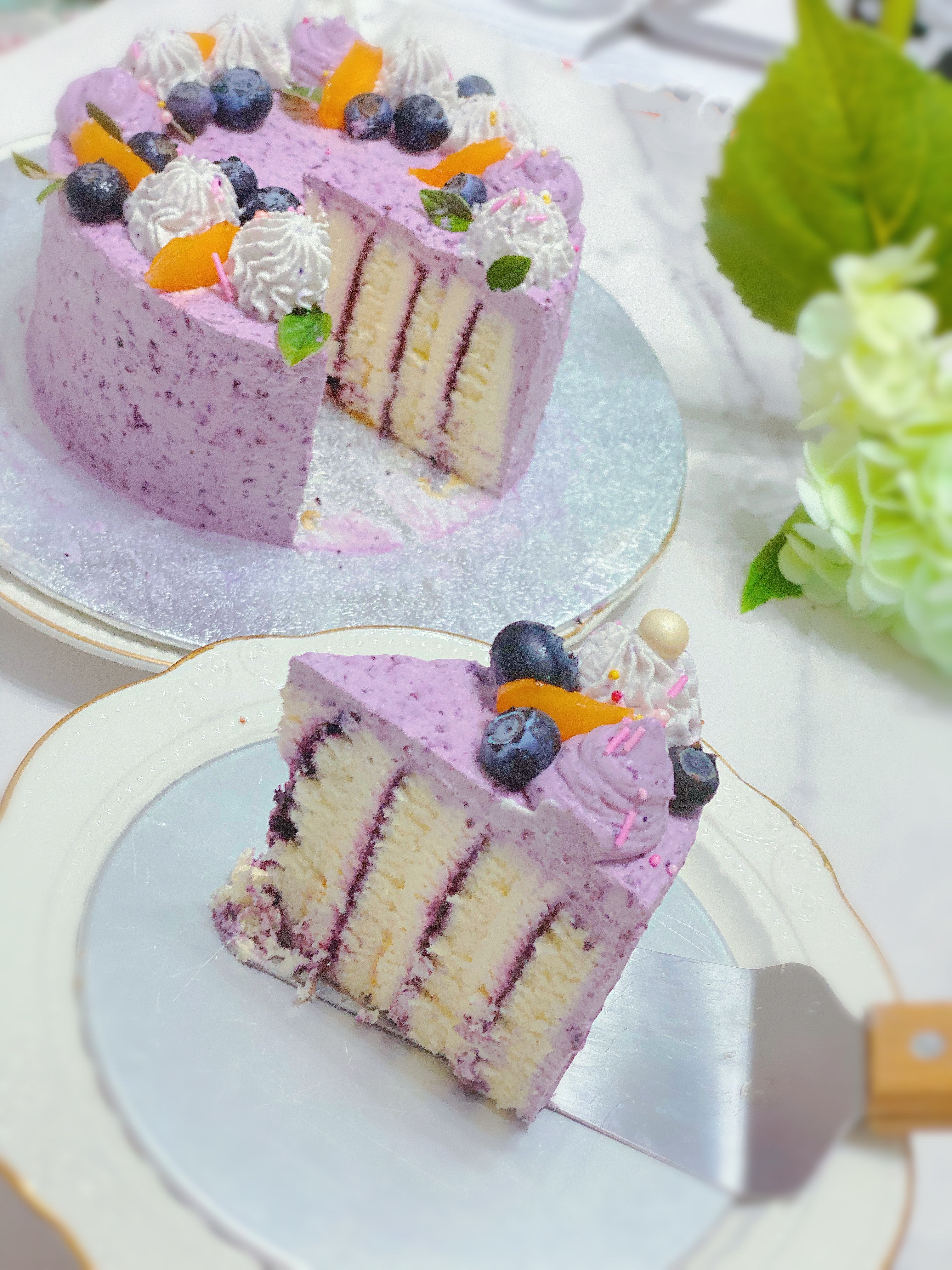 蓝莓乳酪奶油竖纹蛋糕｜自制蓝莓酱的做法