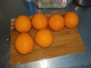 鲜榨橙子汁（手摇榨汁机版）（不苦）（方便）无比详细版的做法 步骤5