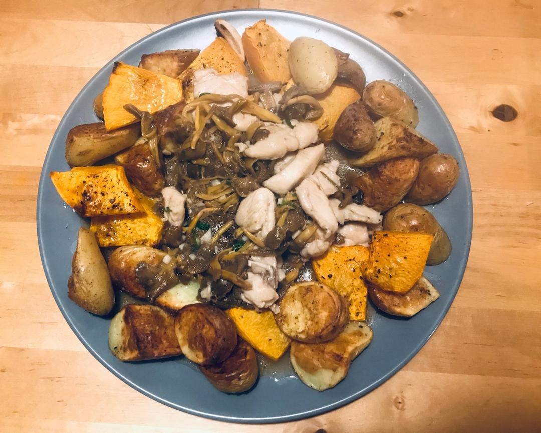 南法传统菜森林里的鸡油菌 Girolles à la forestière