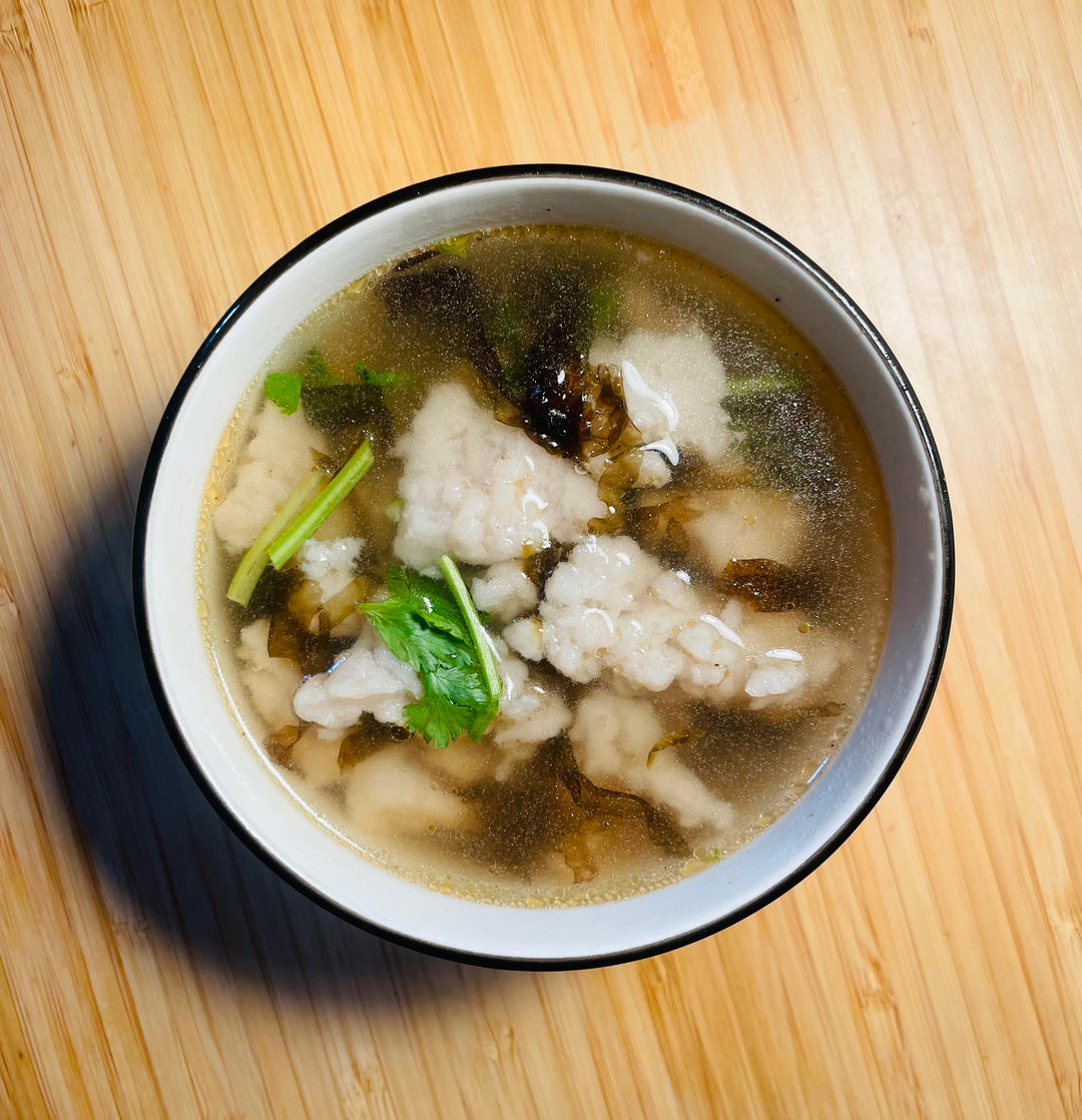 地方小吃 - 一碗清汤瘦肉丸