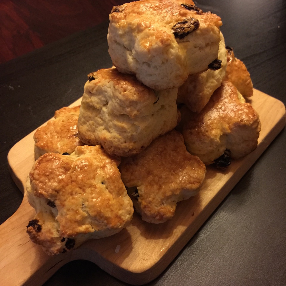 极简奶油松饼/Cream Biscuits（scones）