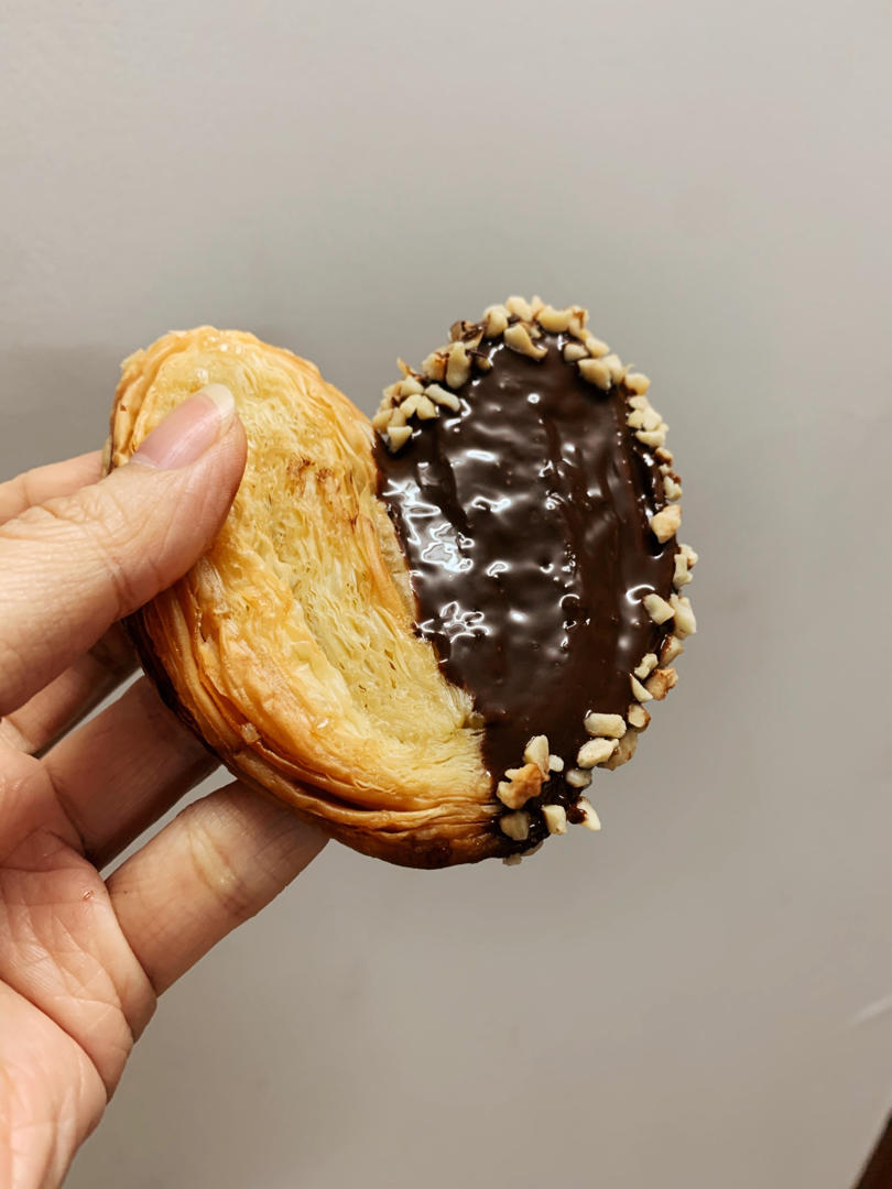 黑巧克力蝴蝶酥