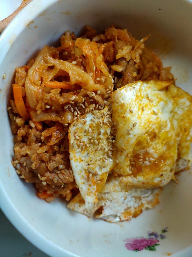 【零失败】极简韩式泡菜肥牛饭 好吃到舔盘子😋