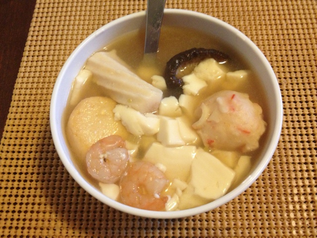 豆腐海鲜酸辣汤