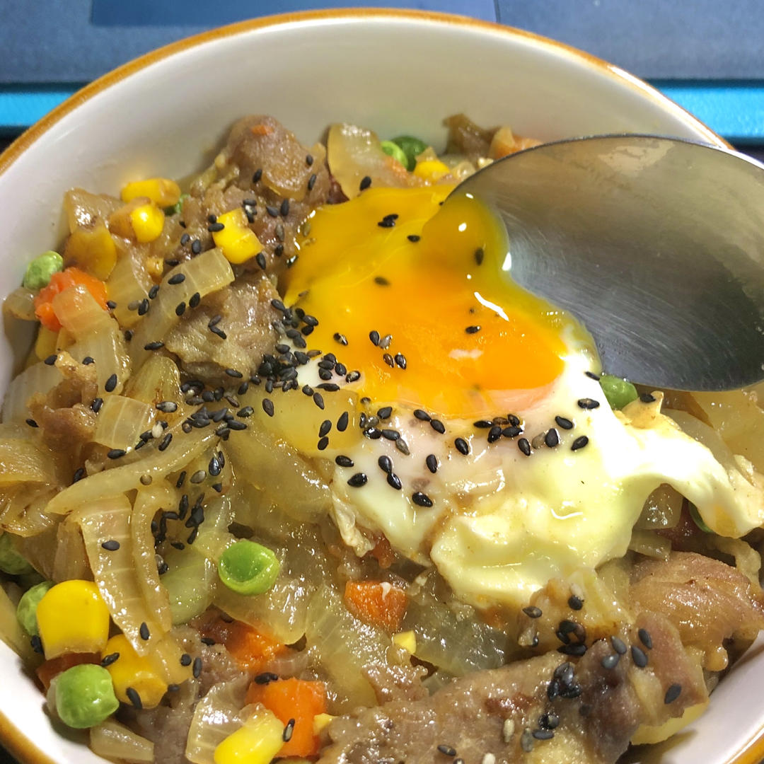 日式牛肉饭