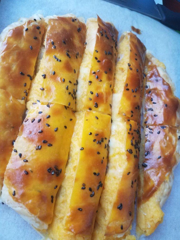 酥皮榴莲芝士饼