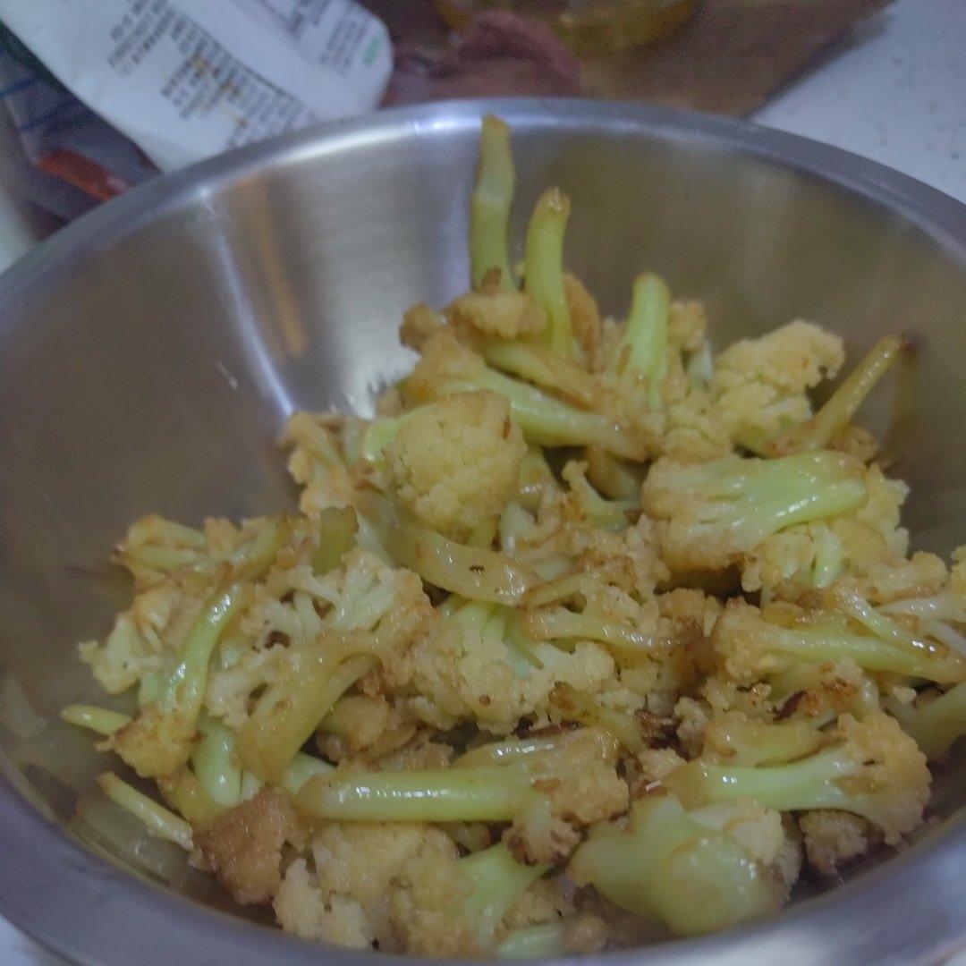 家常素炒菜花，清脆！