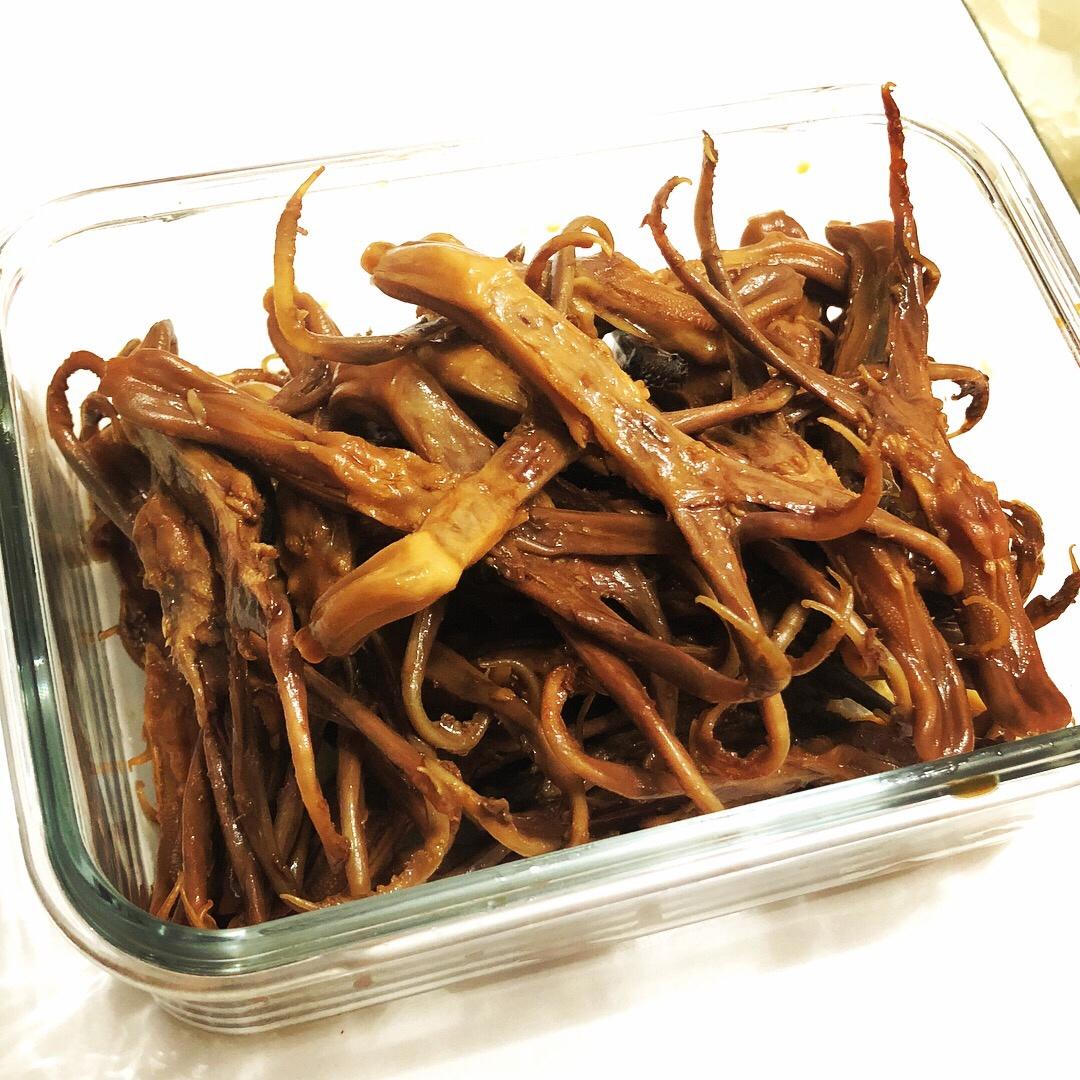 卤鸭舌