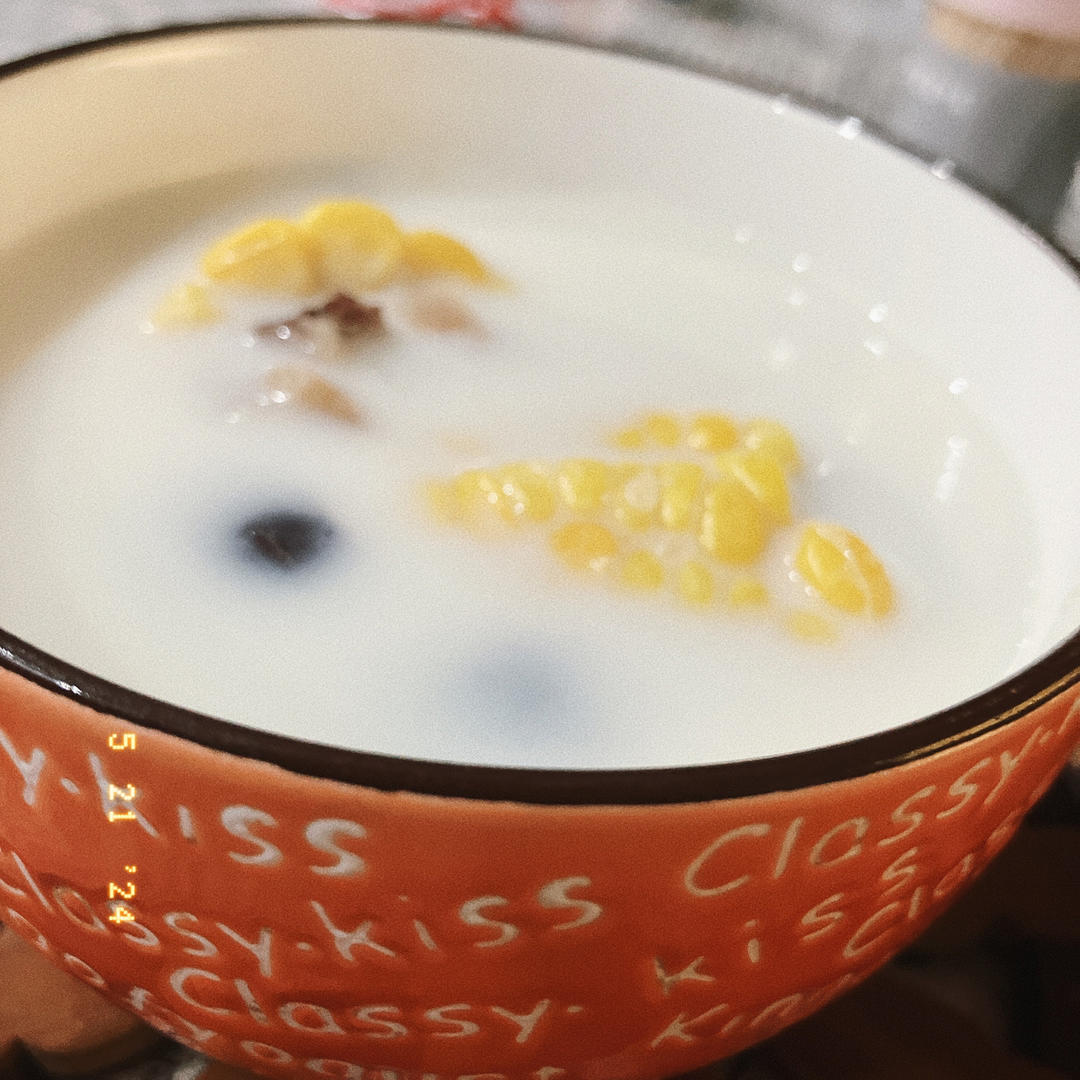 清淡营养的排骨山药玉米汤