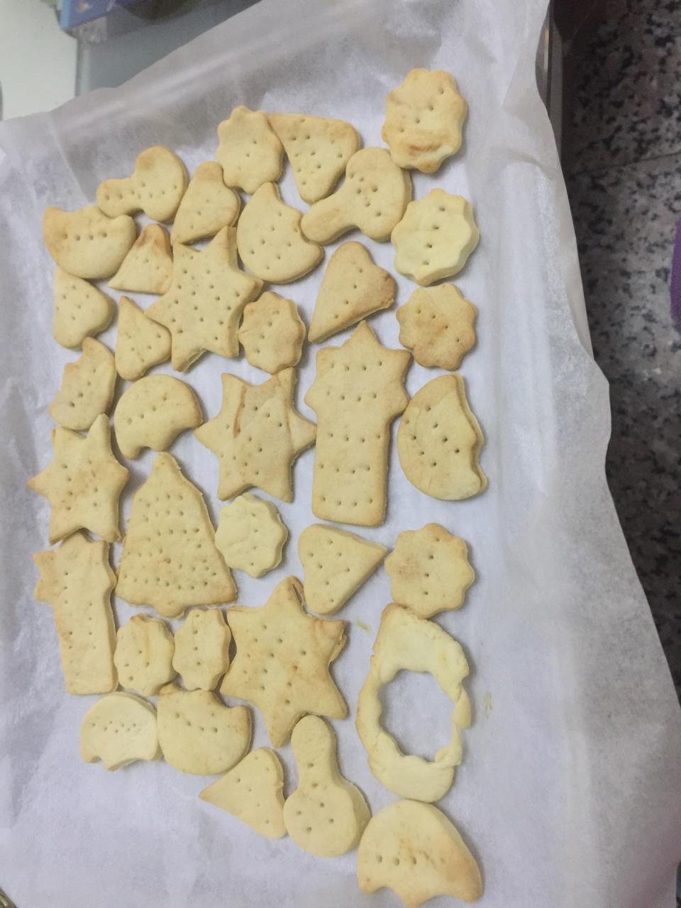 无糖香葱苏打咸饼干
