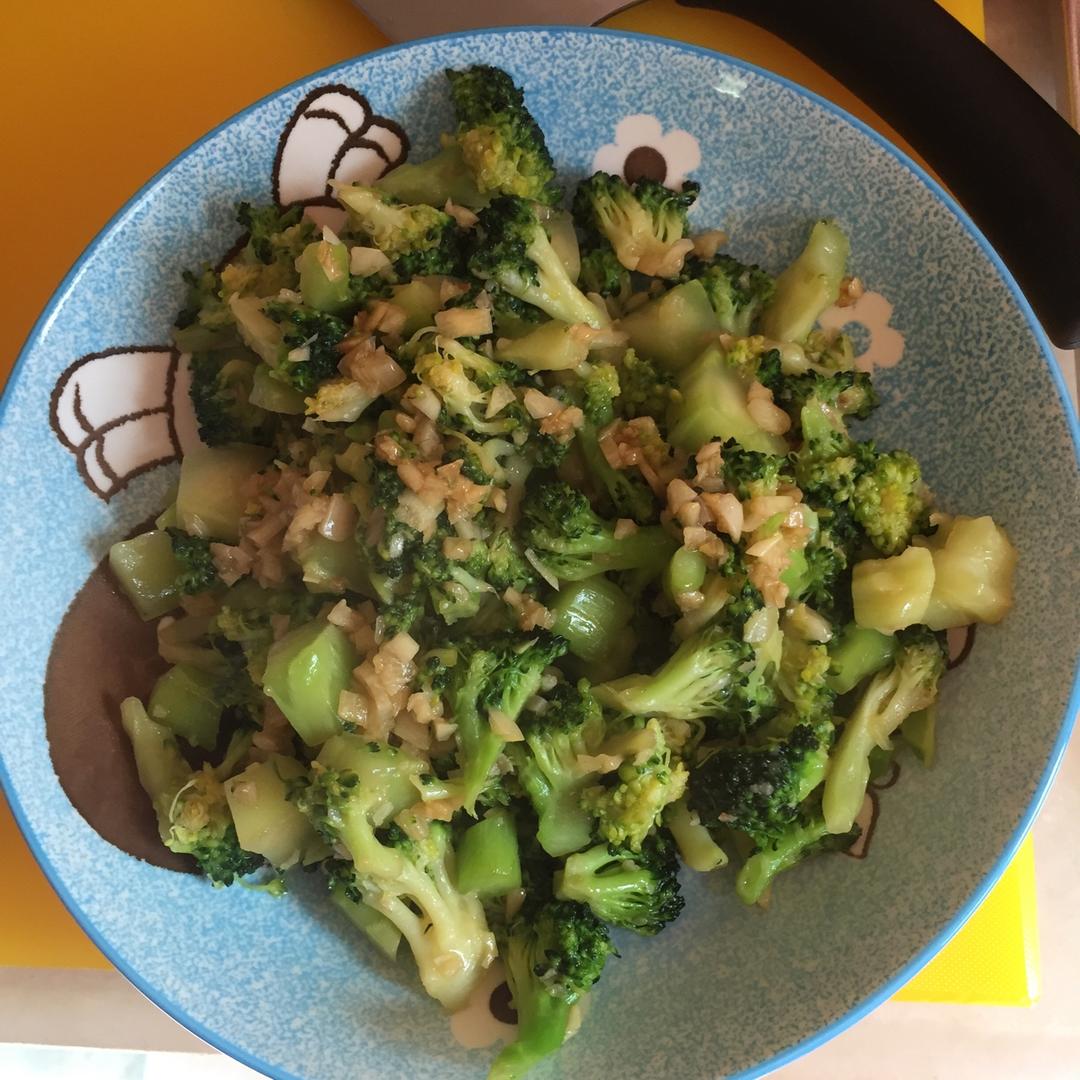 蚝油蒜蓉西兰花