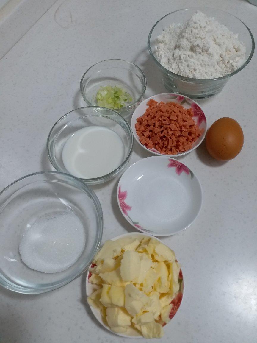 葱香火腿肠司康