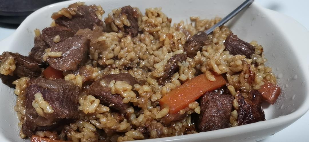 新疆抓饭（简单又好吃的电饭锅版）