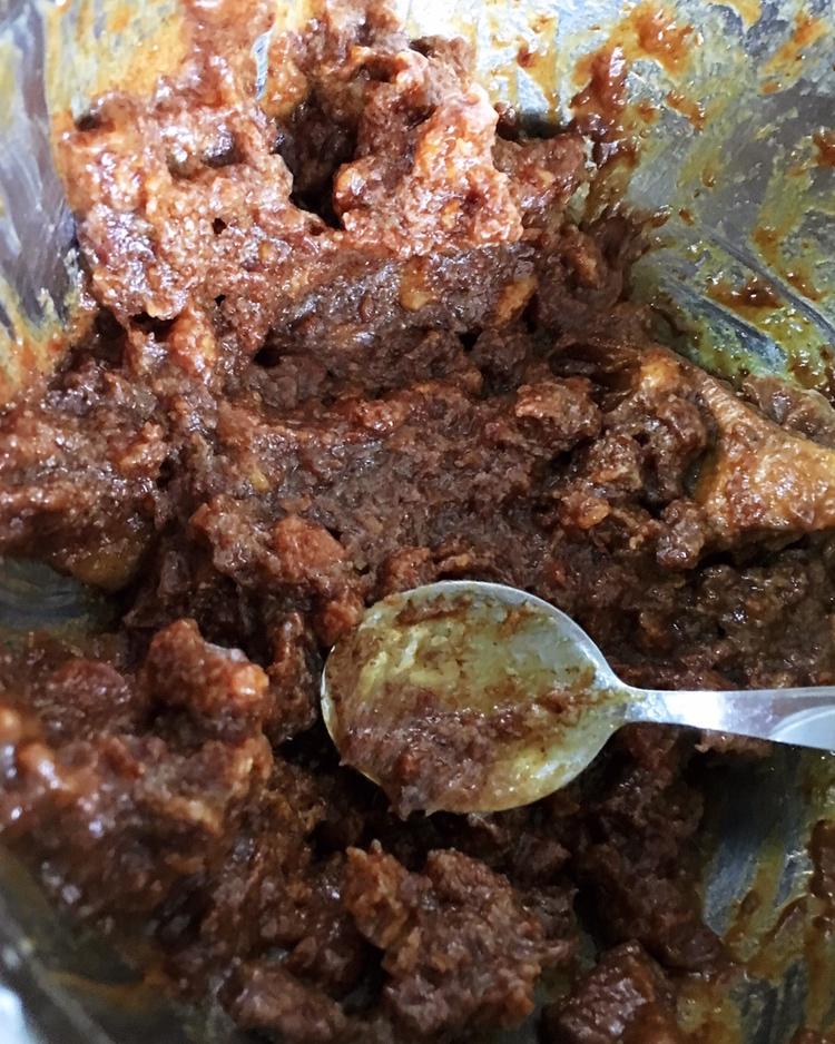 云朵般松软爆浆蜜汁叉烧包