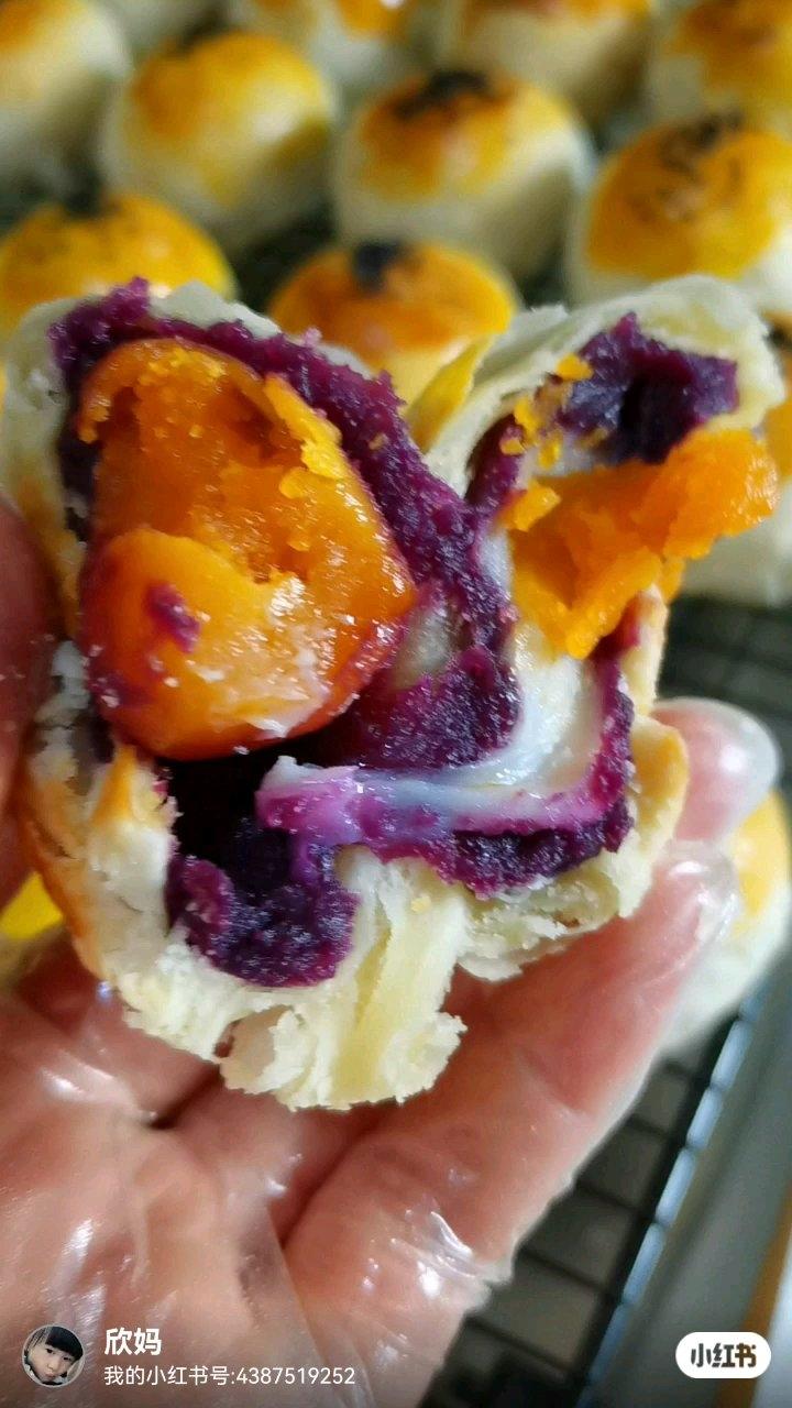 蛋黄酥，红豆酥，绿豆酥