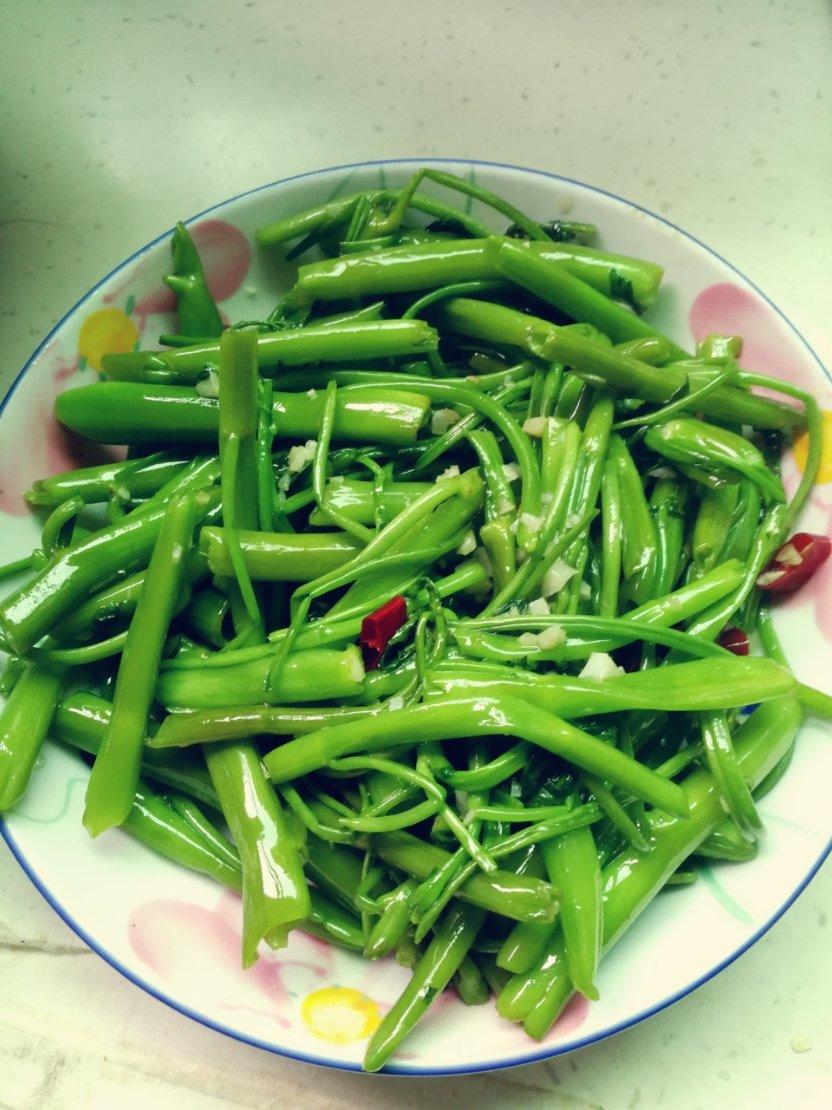 炝炒空心菜（不黑的秘密）