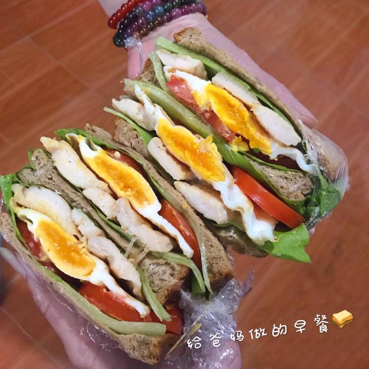减肥 | 鸡胸番茄鸡蛋三明治