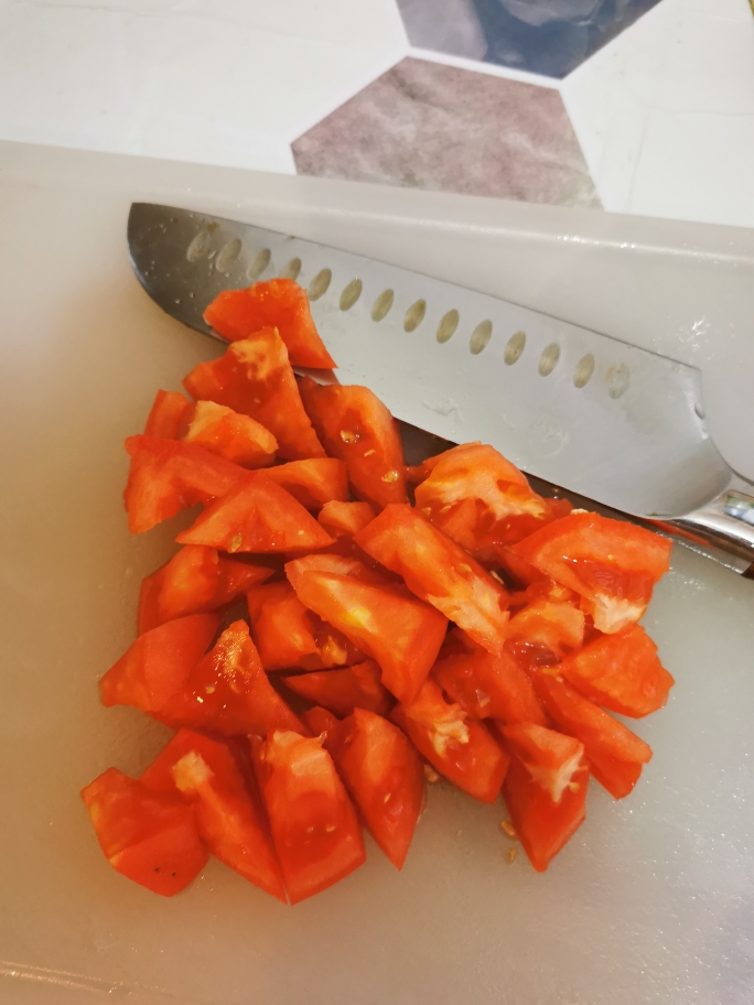 瘦身番茄豆腐汤的做法 步骤1