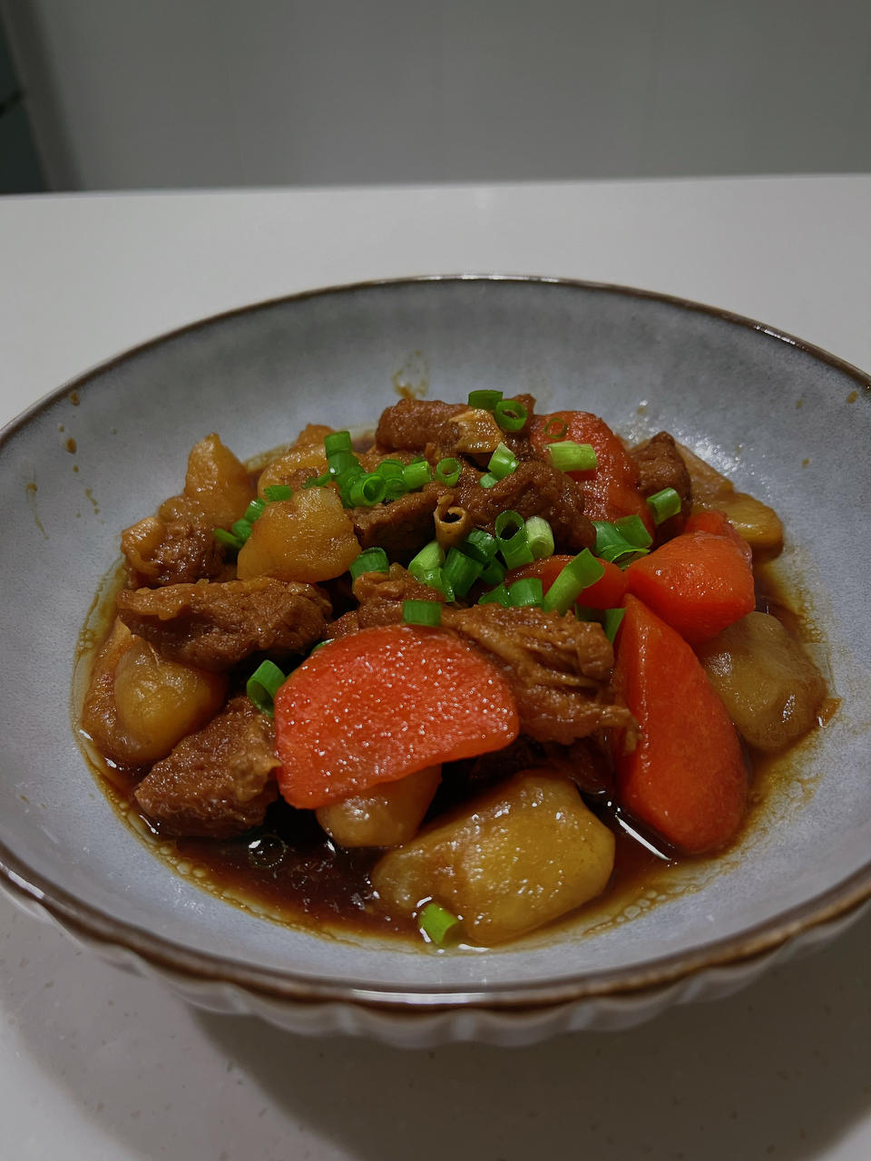 小土豆烧牛肉，红烧牛腩，好吃到舔盘
