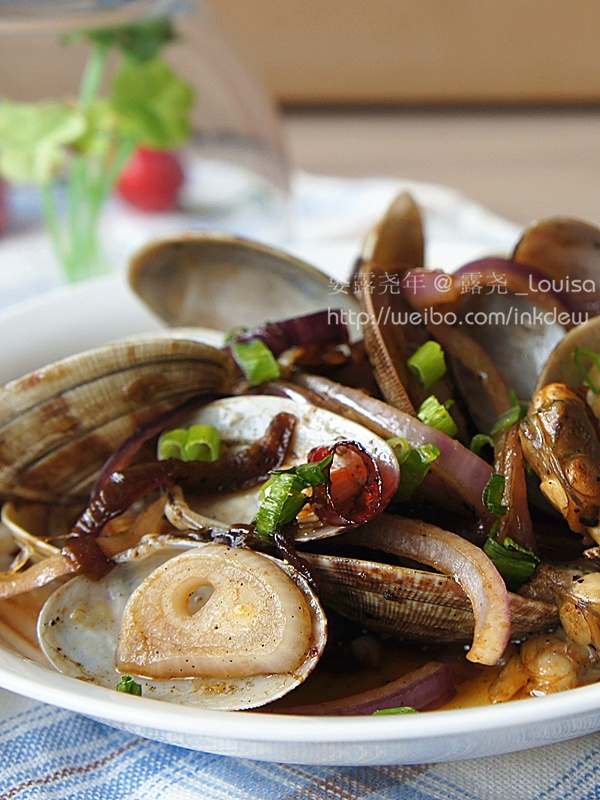 招牌黑胡椒炒花蛤
