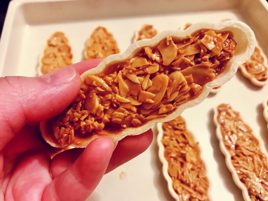 焦糖杏仁糯米船