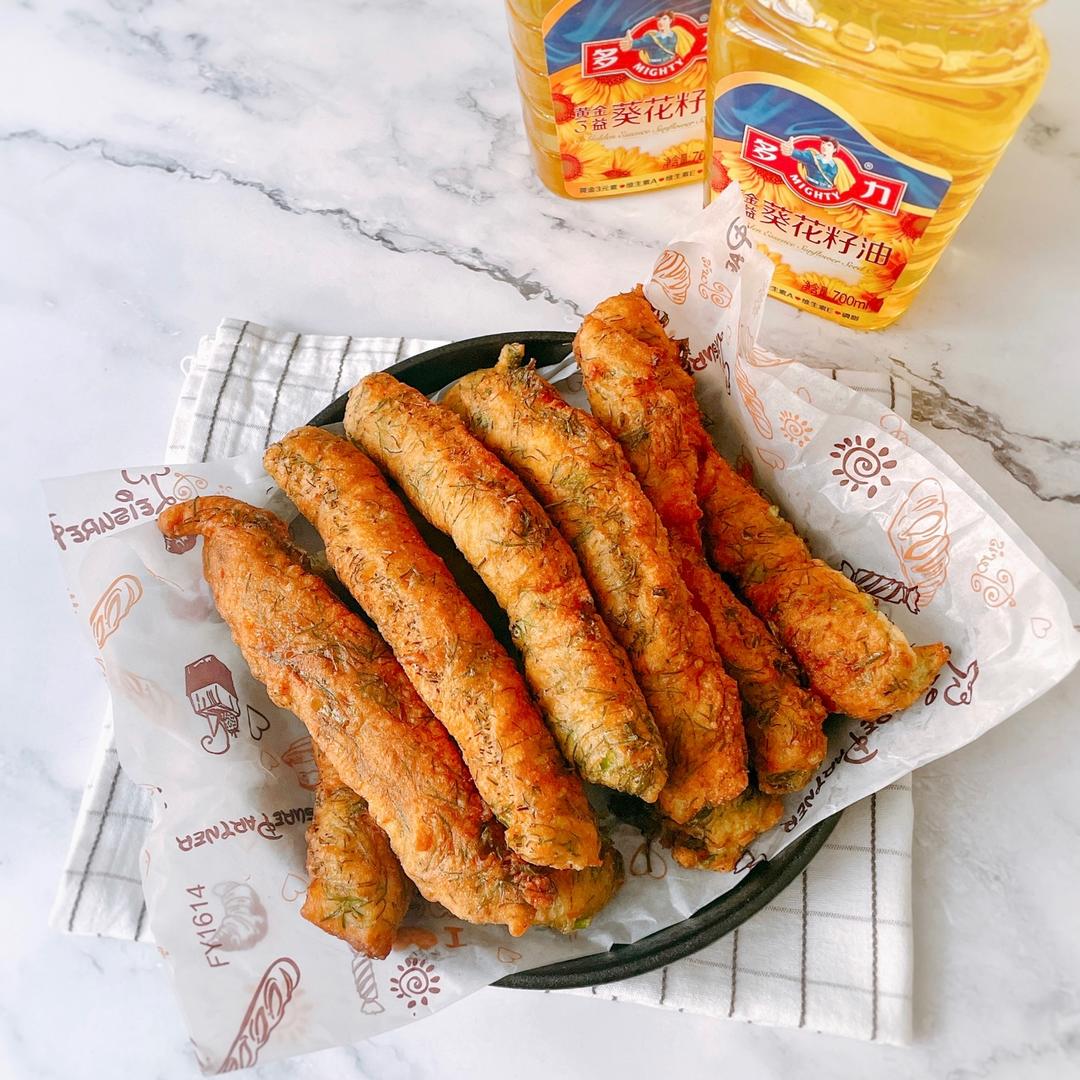 Deep-fried fennel dough sticks