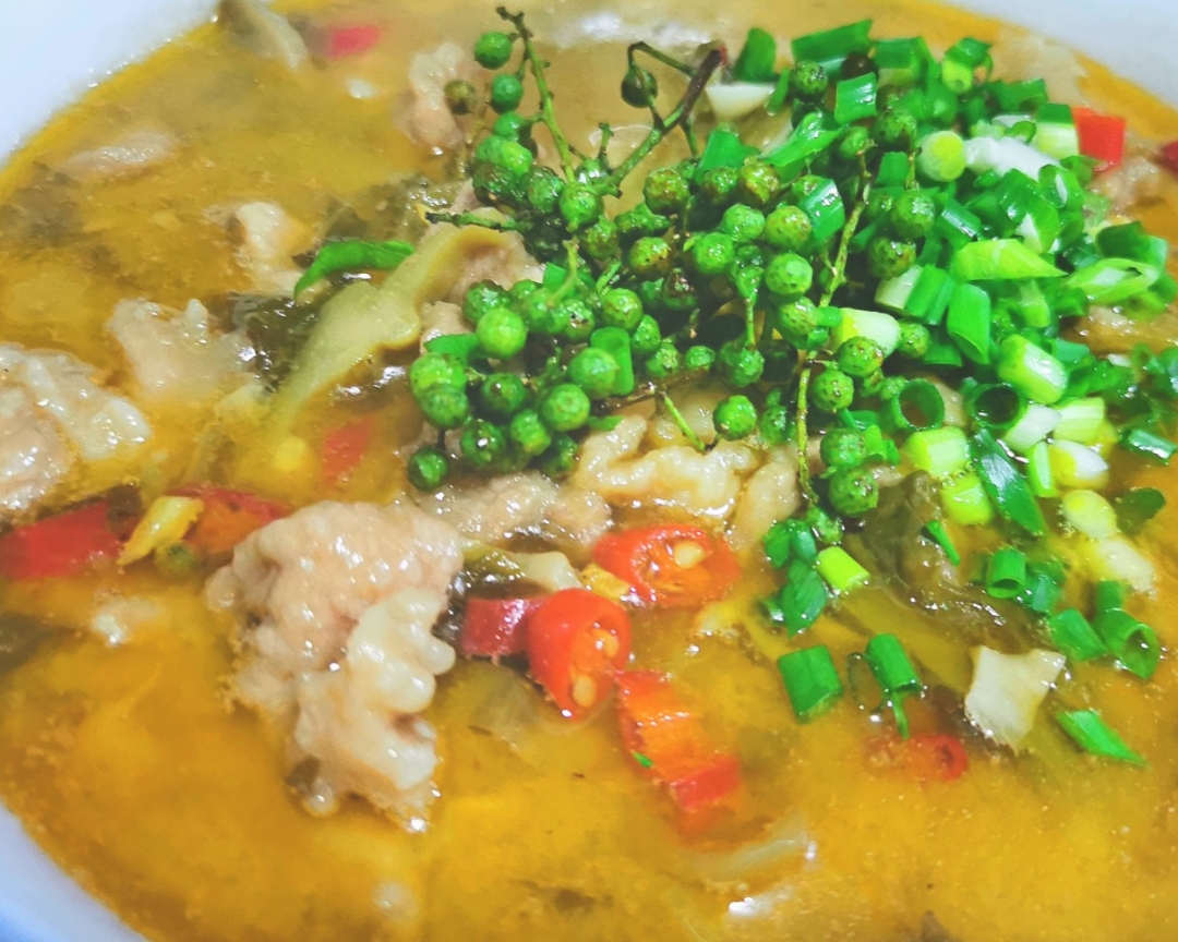 最应季米饭杀手———青花椒酸菜滑肉片的做法