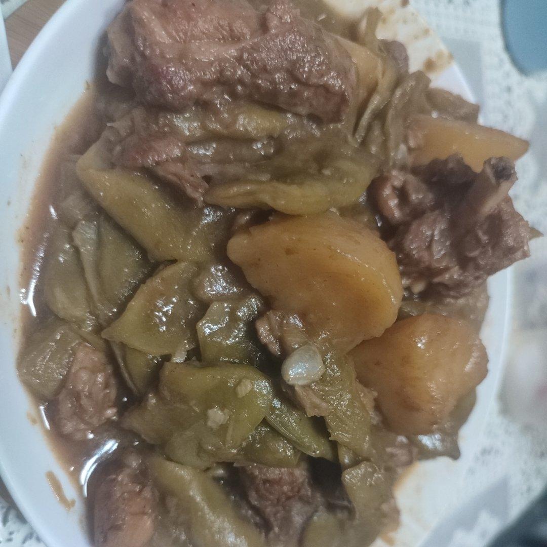 下饭神菜｜排骨炖油豆角