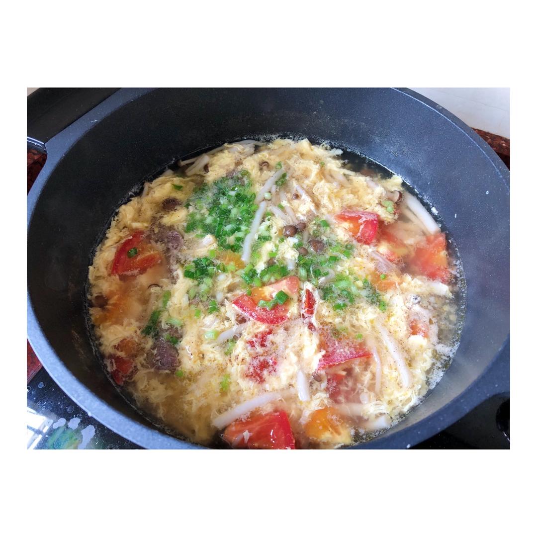 好喝鲜美的菌菇豆腐汤
