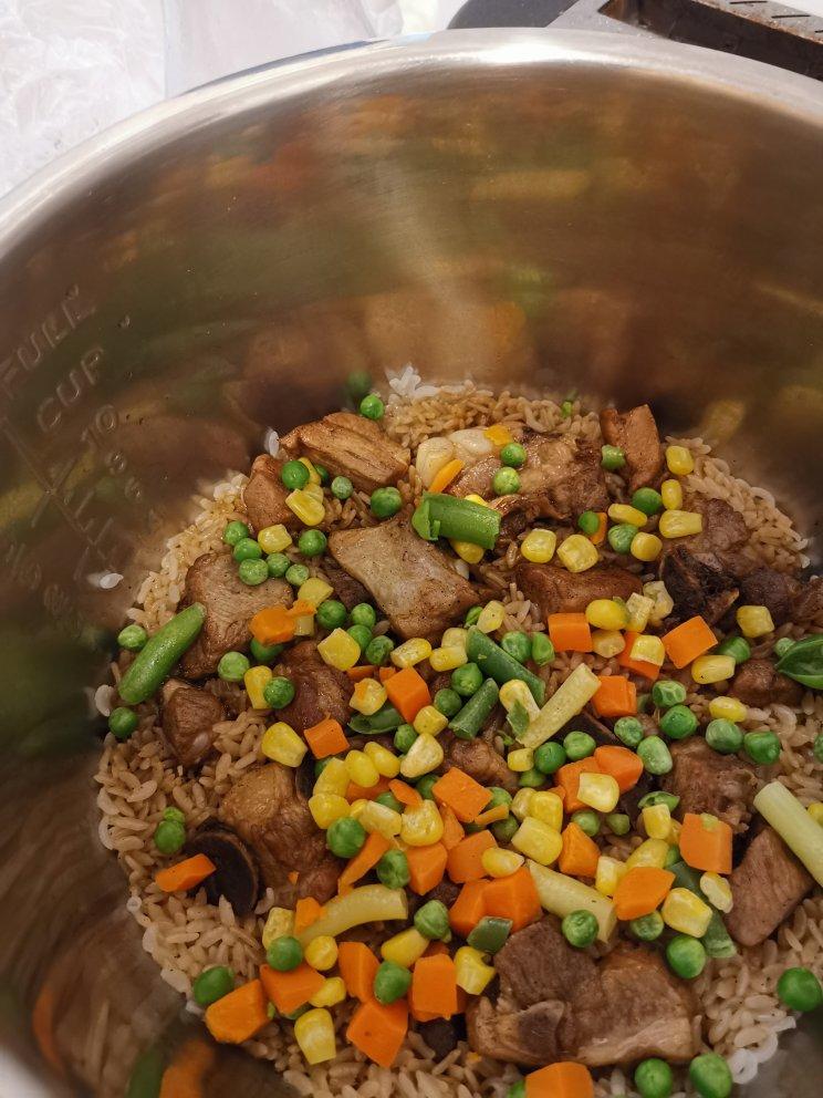 电饭锅版排骨焖饭