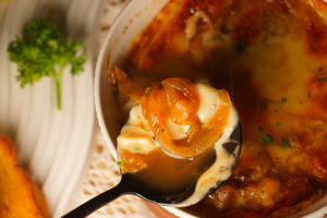 法式洋葱汤🧅超容易简单的高级美味的做法 步骤17