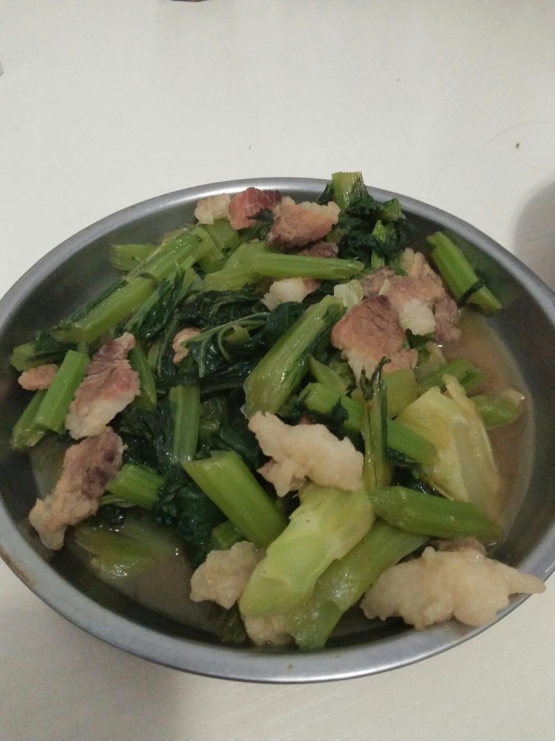 春菜炖五花肉的做法