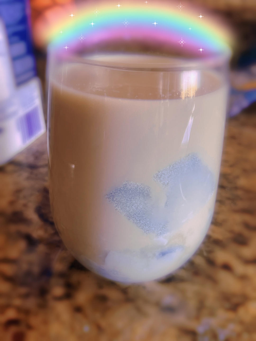 蝶豆花奶冻拿铁