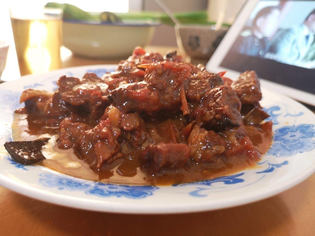 老丁的私房菜-番茄牛腩煲