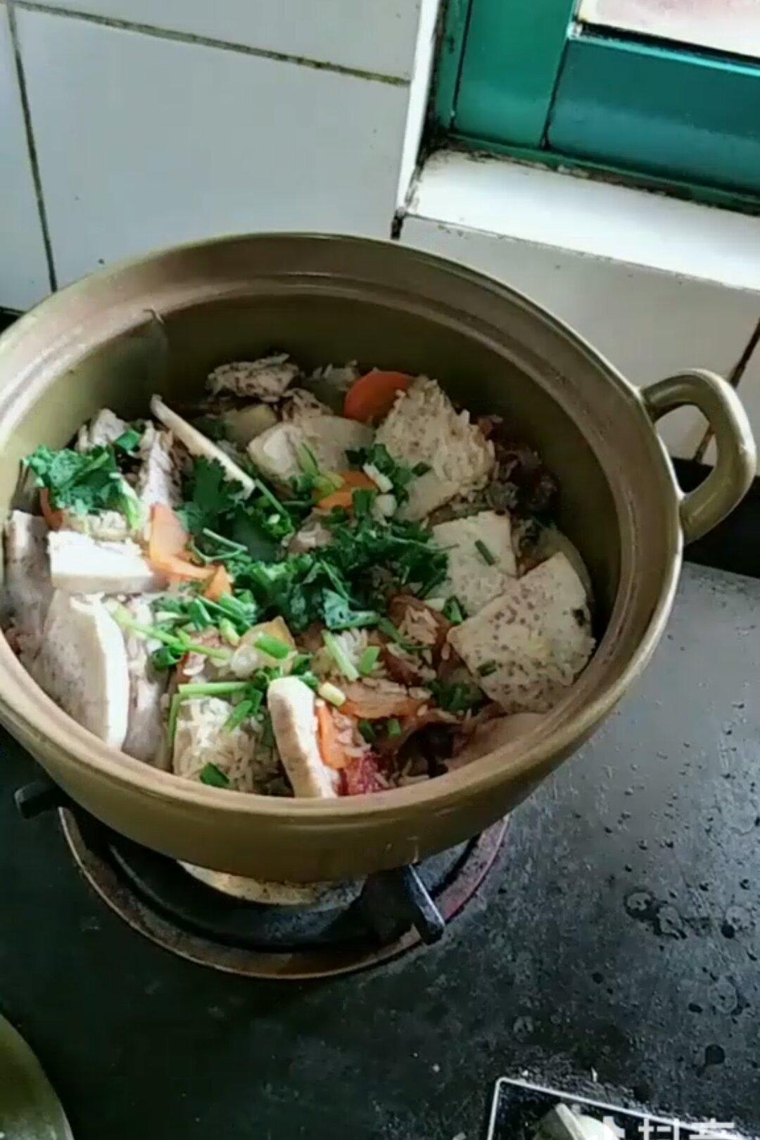 香菇芋头咸饭