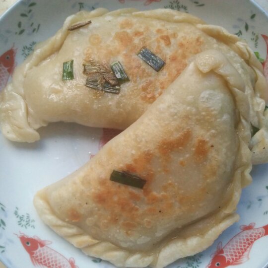 韭菜盒子 Chinese Leek and Egg Pasty