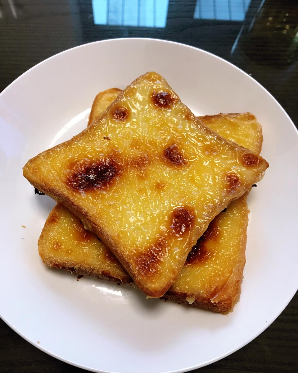 零失败快手岩烧乳酪(熔岩吐司)十分钟网红早餐，好吃哭