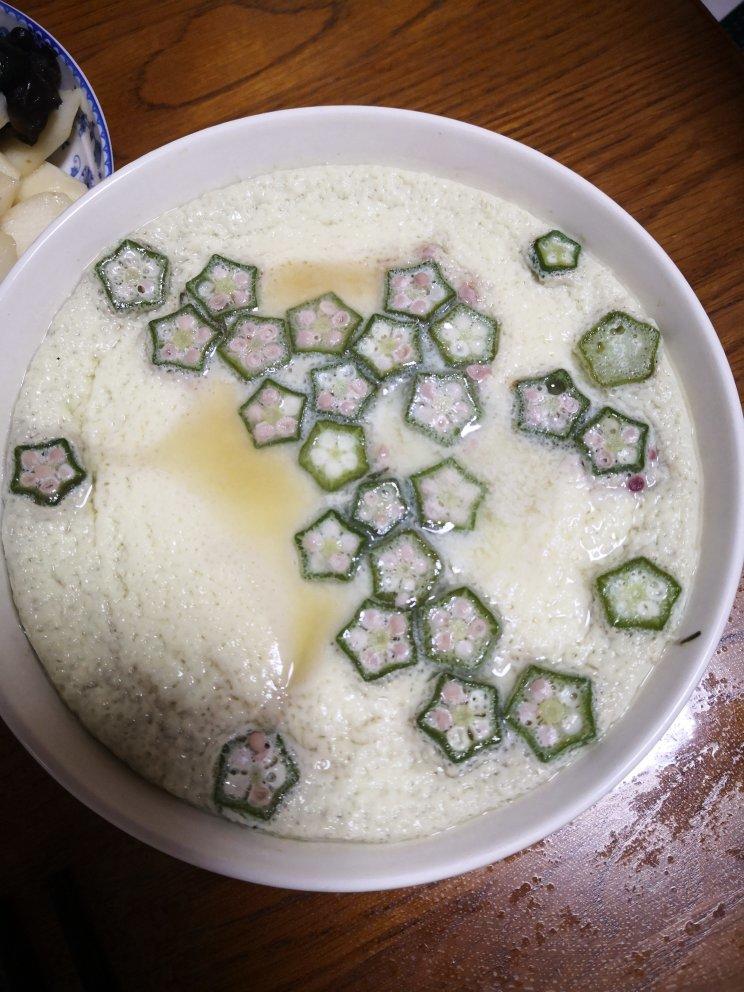 用颜值征服你~秋葵蒸蛋