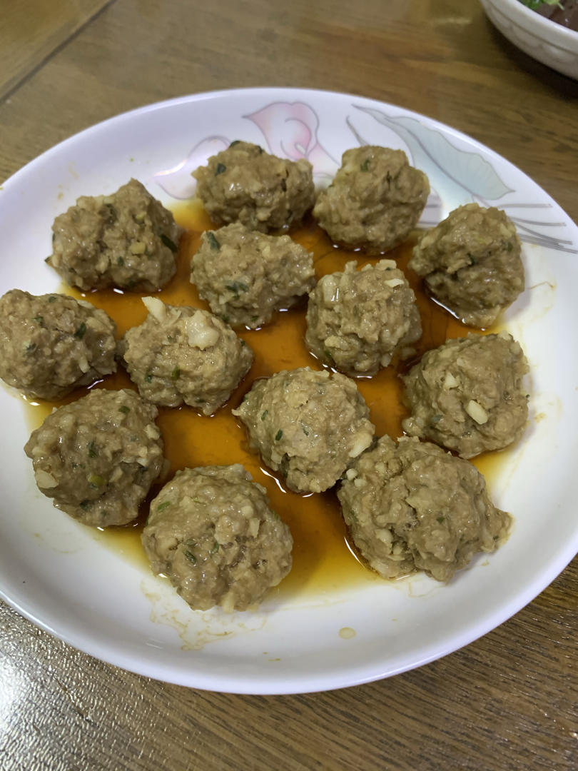 马蹄猪肉丸子